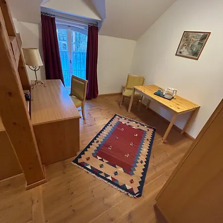 Schlosshotel Wolfshagen 3* Wolfshagen (Brandenburg)