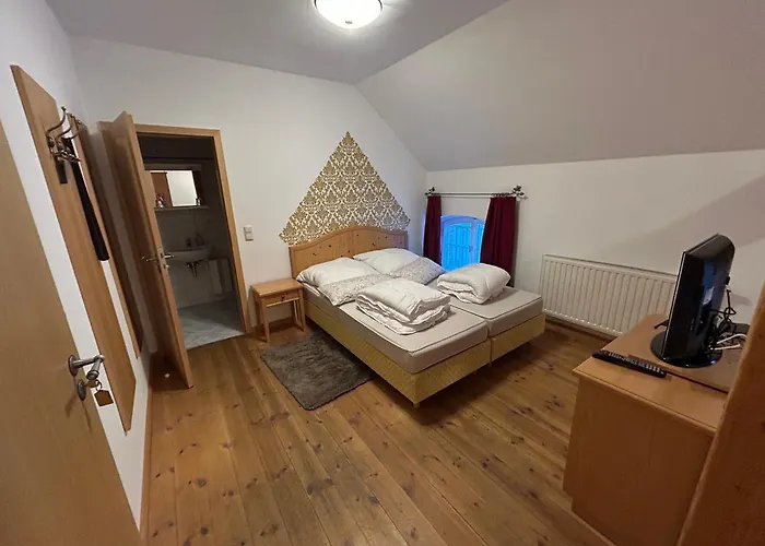 Schlosshotel Wolfshagen 3*