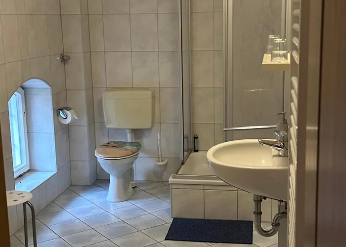 Отель Schlosshotel Wolfshagen 3*