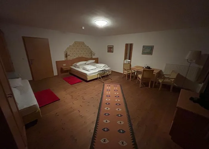 Отель Schlosshotel Wolfshagen