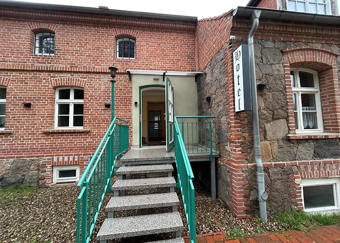 Schlosshotel Wolfshagen 3* Wolfshagen (Brandenburg)